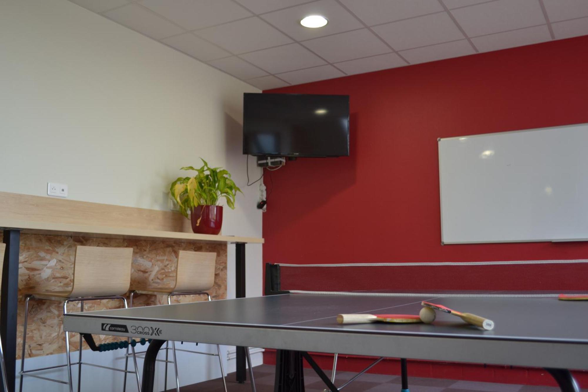 Centre International De Sejour Hostel Laval  Ngoại thất bức ảnh