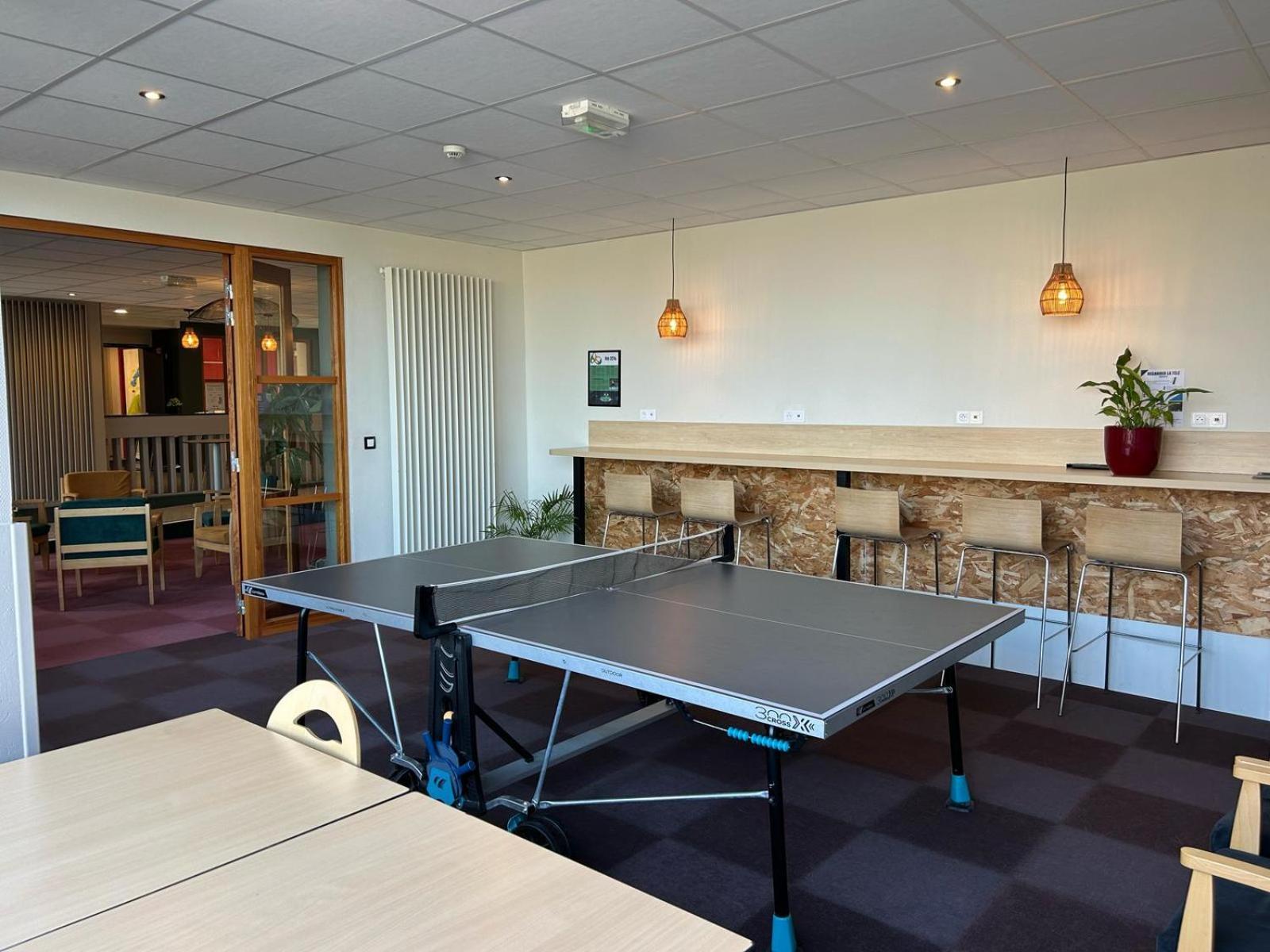 Centre International De Sejour Hostel Laval  Ngoại thất bức ảnh
