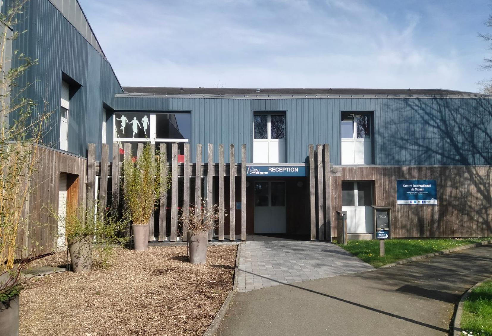 Centre International De Sejour Hostel Laval  Ngoại thất bức ảnh