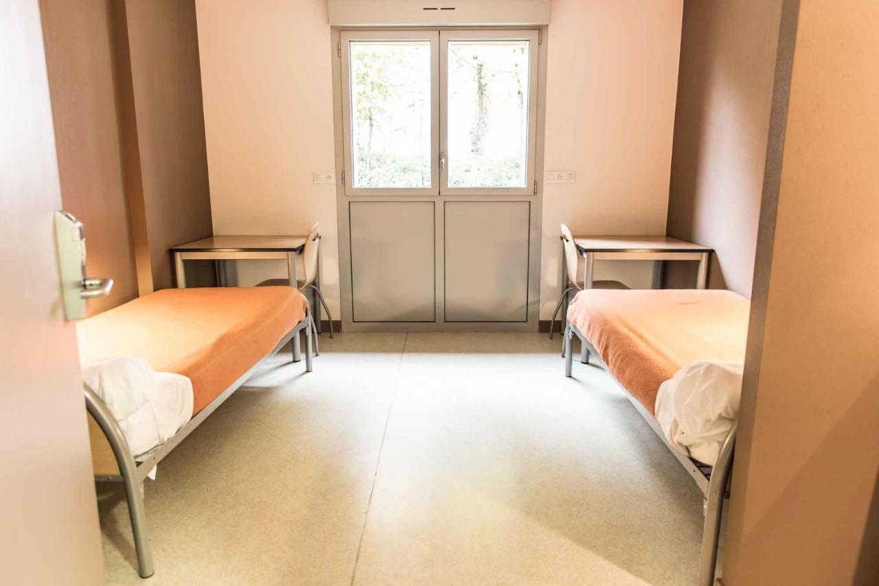 Centre International De Sejour Hostel Laval  Ngoại thất bức ảnh
